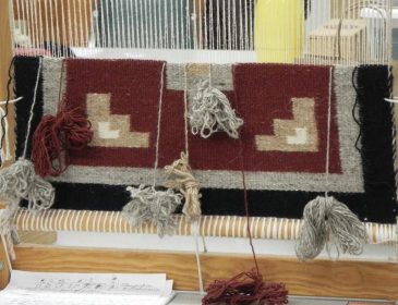 Navajo Weaving on the Loomving-on-loom