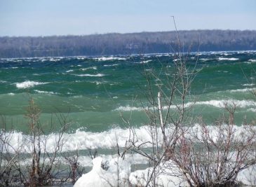 Waves along Green Bay Road