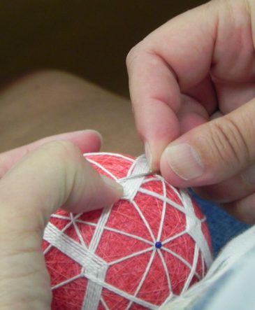 Stiching Temari