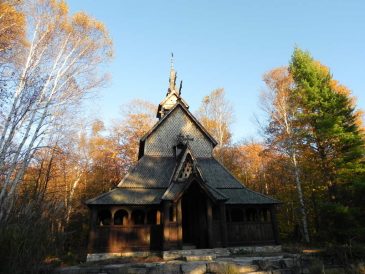 Fall Stavekirke