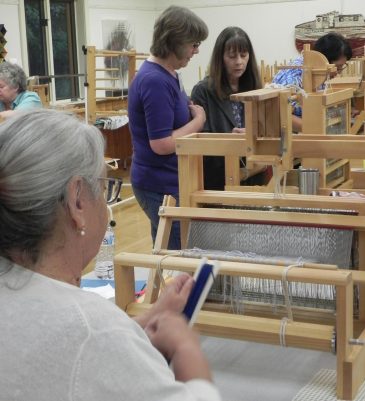 Beginning Weaving Table Loom3