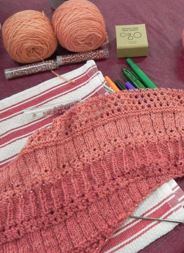 Open Studio Knitting2