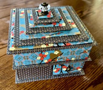 03 - Cartonnage: Pagoda Box